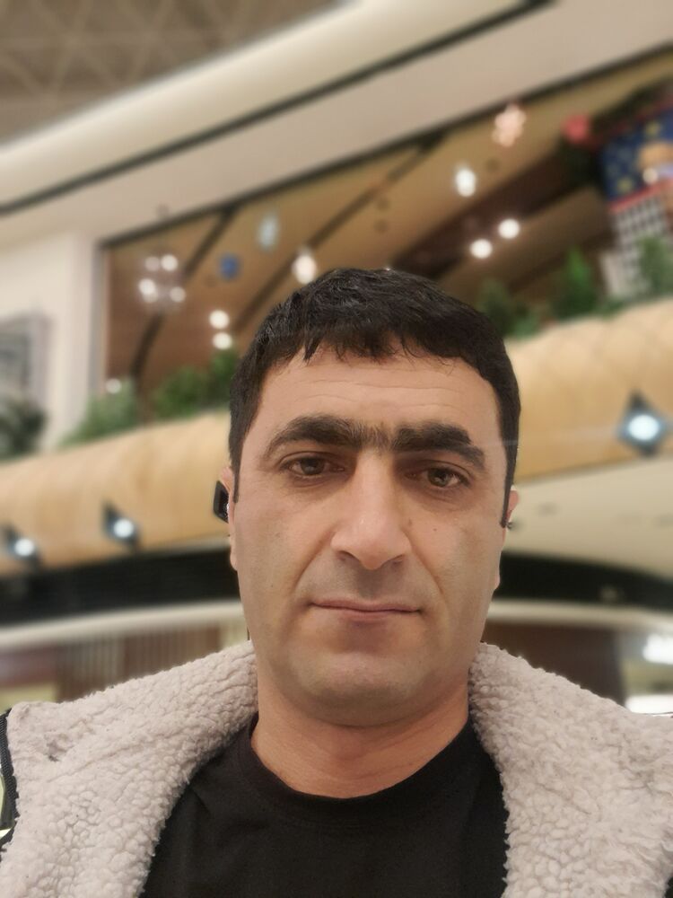  ,   Samir, 41 ,   ,   