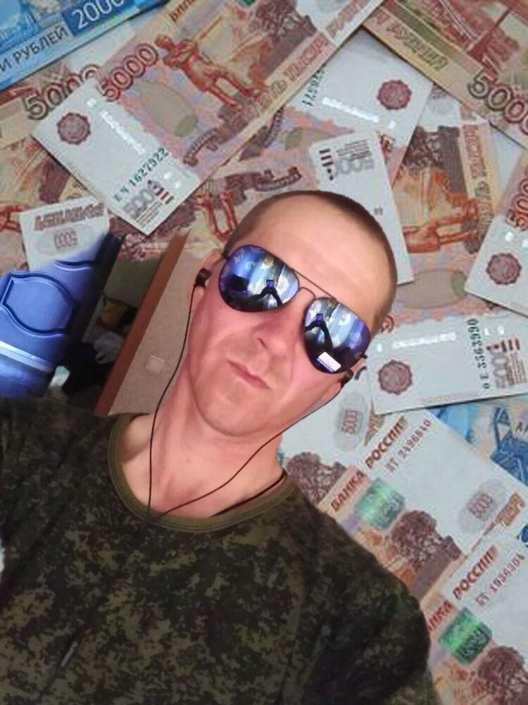  39571744  Dima, 37 ,    -