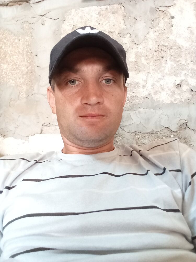  44834294  , 28 ,    