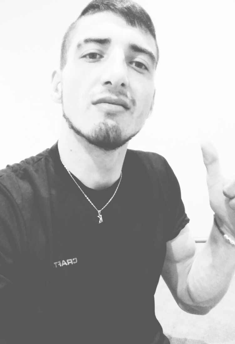  ,   Max, 28 ,   ,   , c 