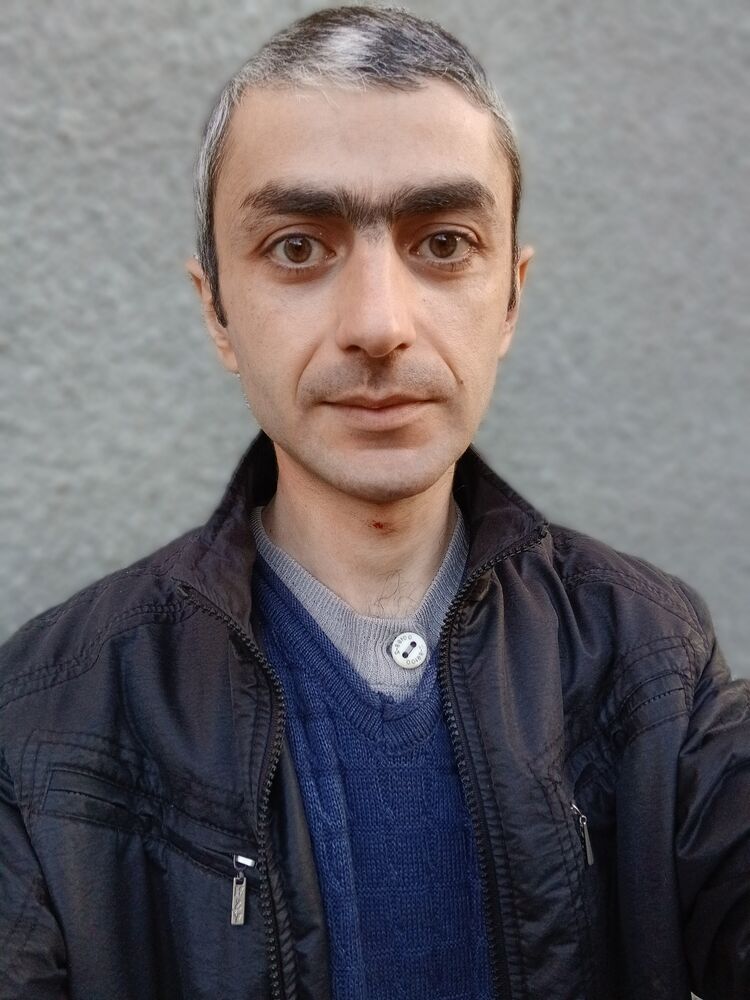  51053944  , 34 ,    