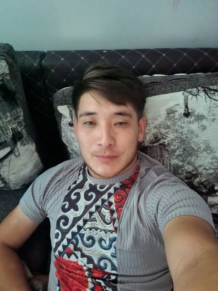  53172734  Arman, 30 ,    