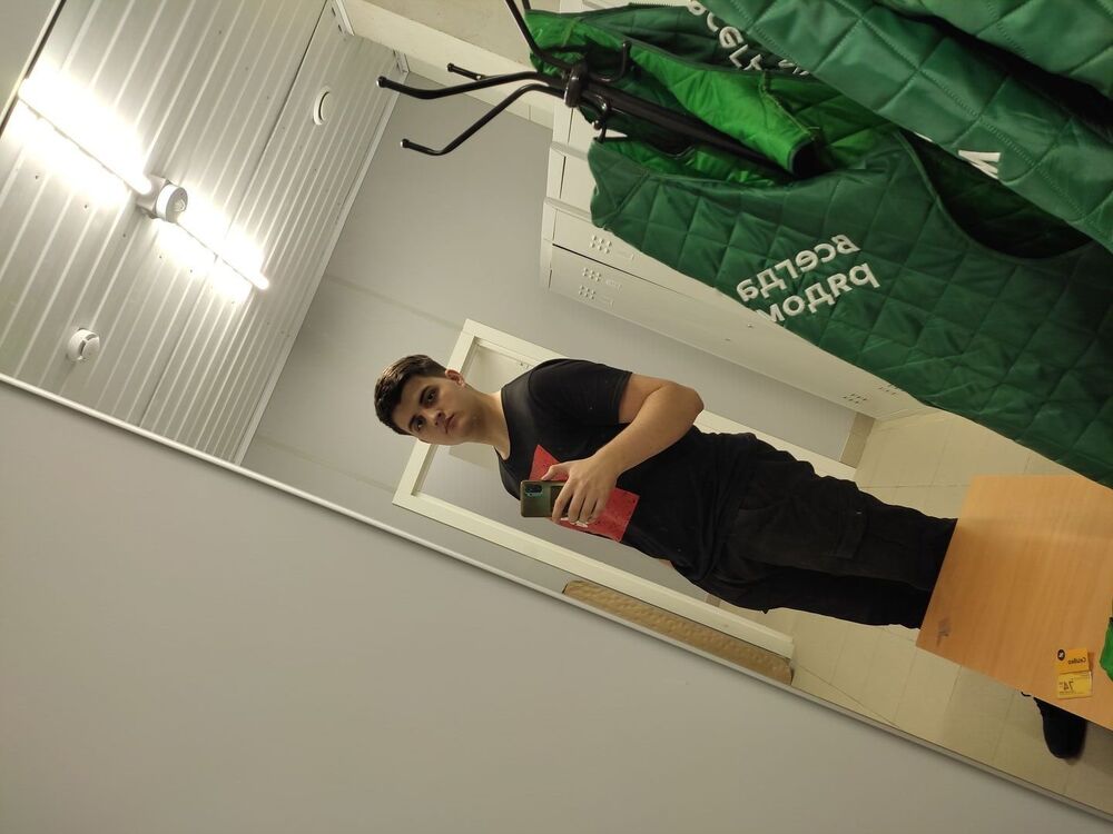  28717734  , 21 ,    