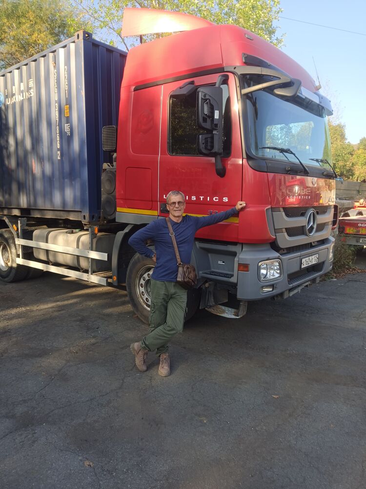  38671584  , 56 ,    