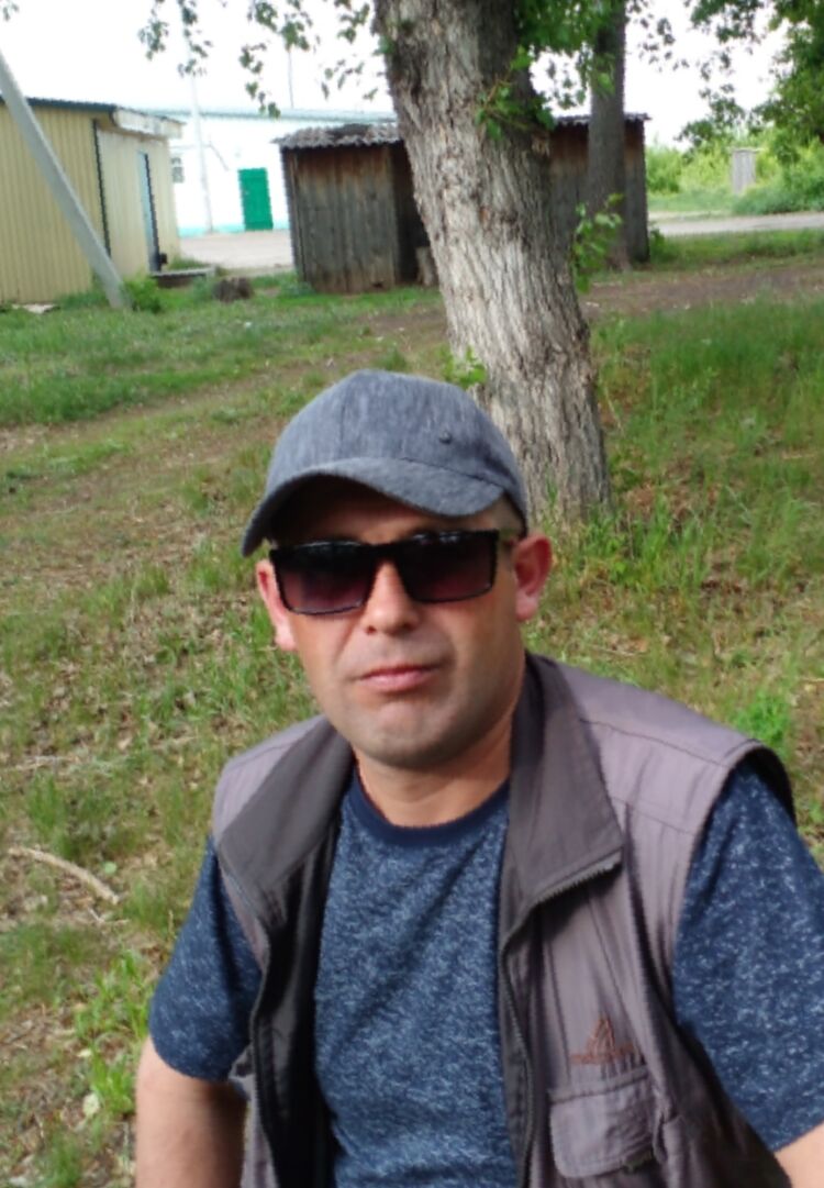  ,   Viktor, 39 ,     , c 