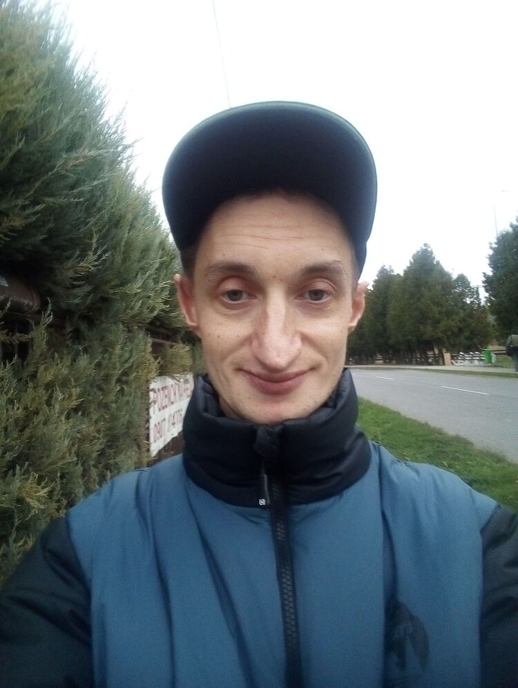  18695104   , 31 ,    Benesov