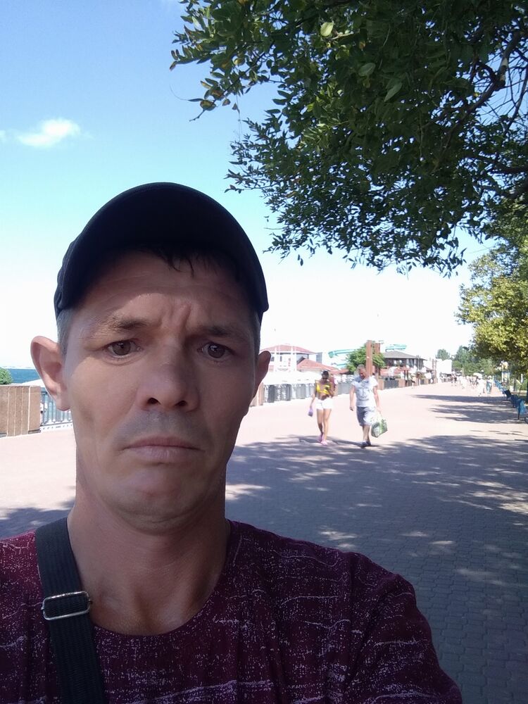  ,   Sergej, 39 ,   ,   , c 