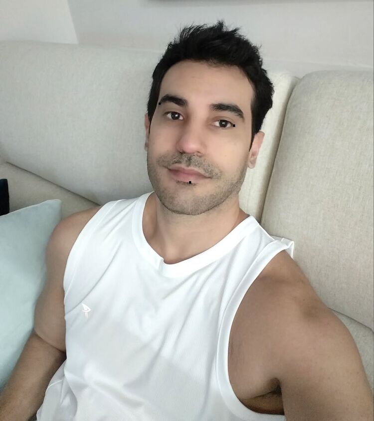  -,   , 35 ,     , c 