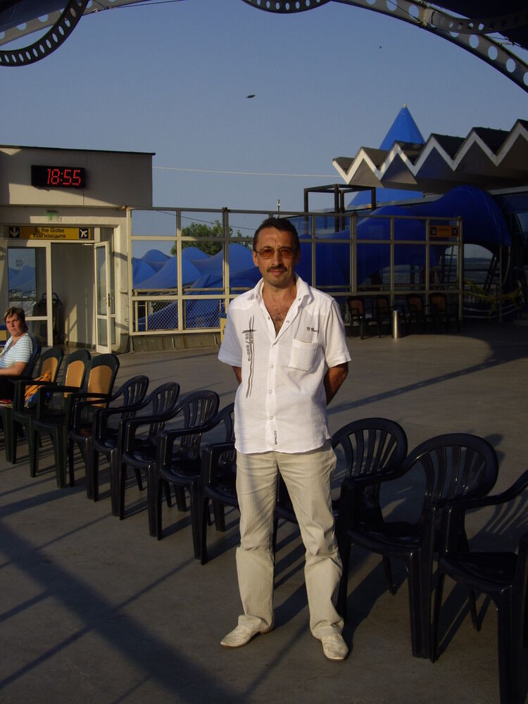  ,   Valery, 56 ,     , c 
