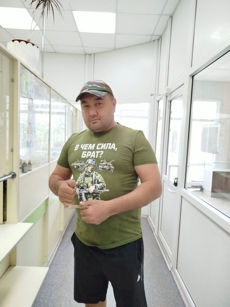  53921604  , 48 ,    Utopia