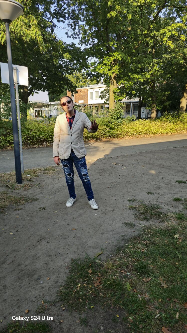  46407984  Giorgi, 40 ,    