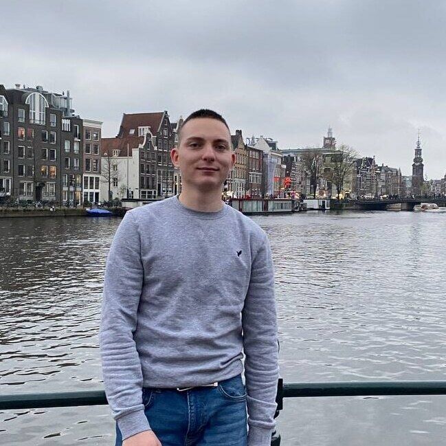 ���� 55855364 ������� ����, 28 ���, ���� ���������� � 's-Graveland