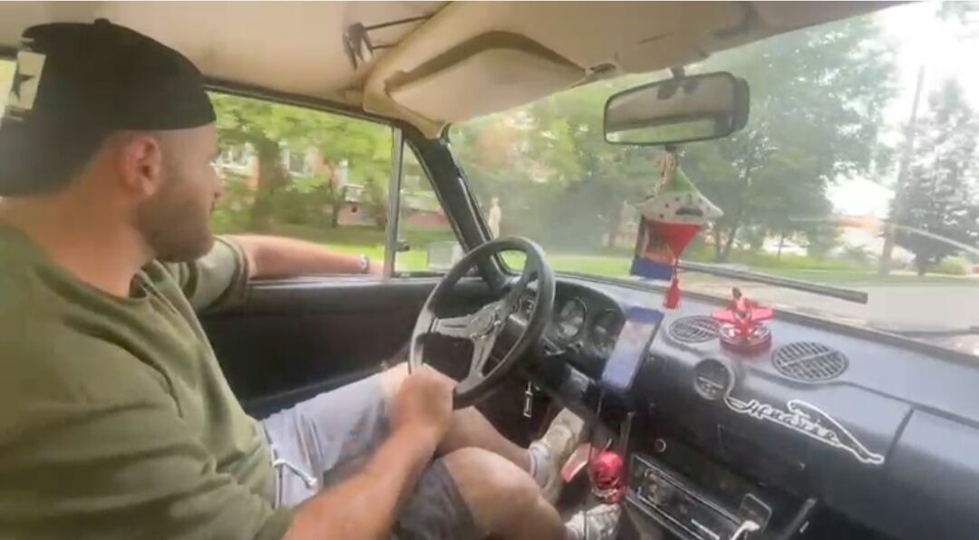  52735434  Mollayev, 28 ,    