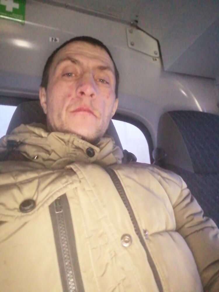  32378354  , 42 ,    