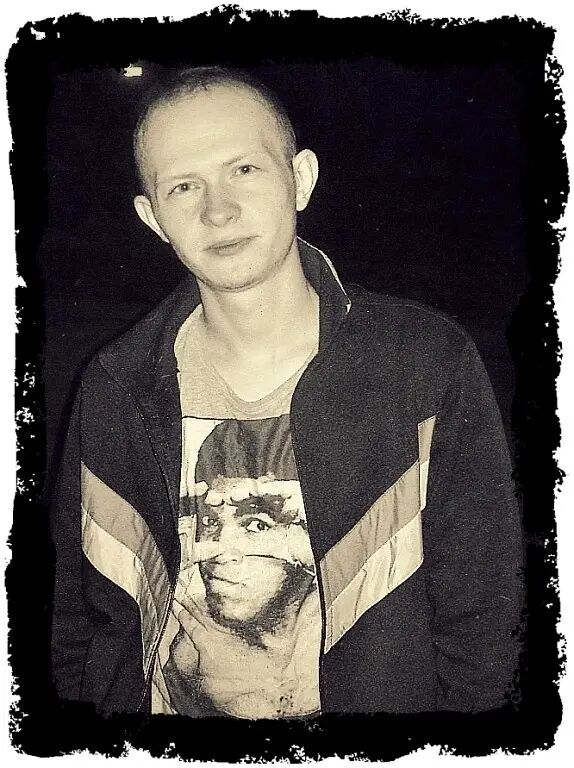  33298264  Andrey, 35 ,    