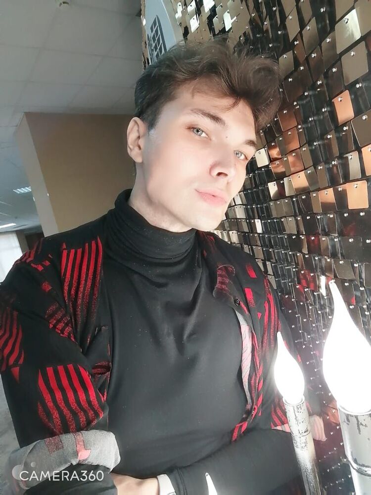 ���� 25463944 ������� Tess, 32 ����, ���� ���������� � �����