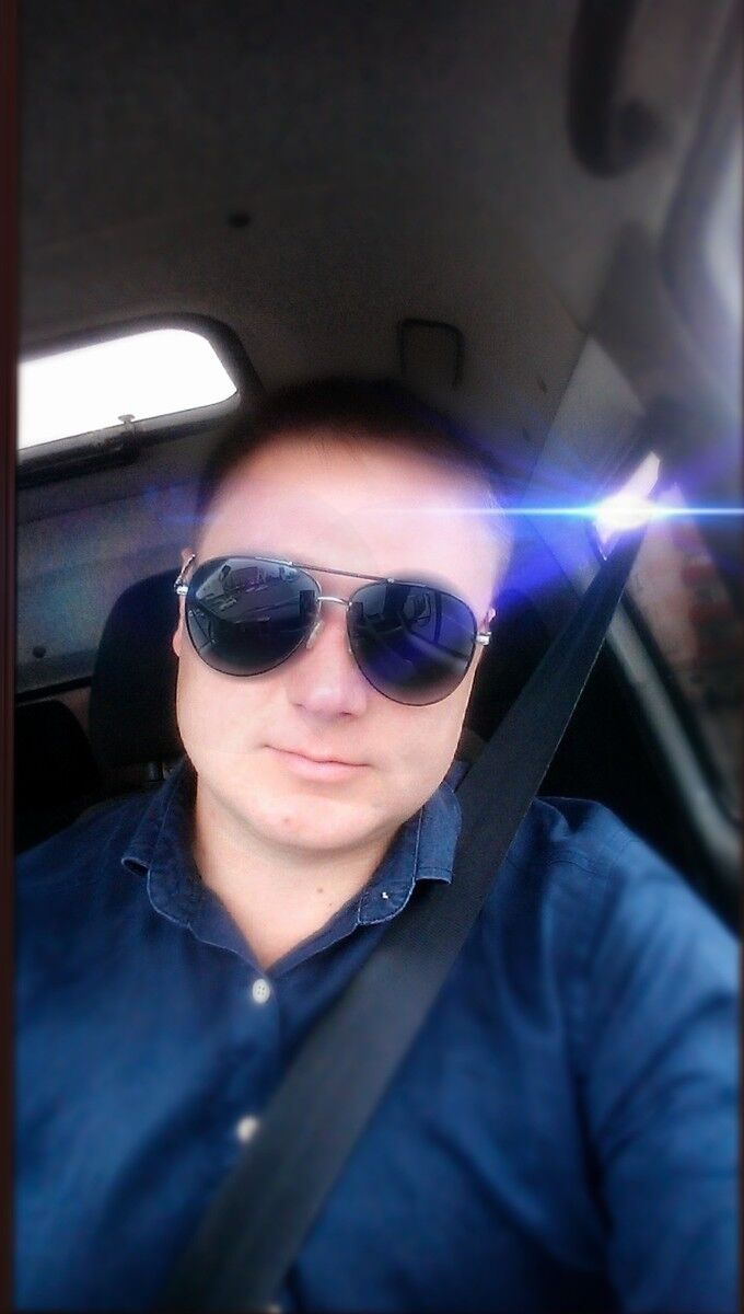  ,   Alex, 38 ,   