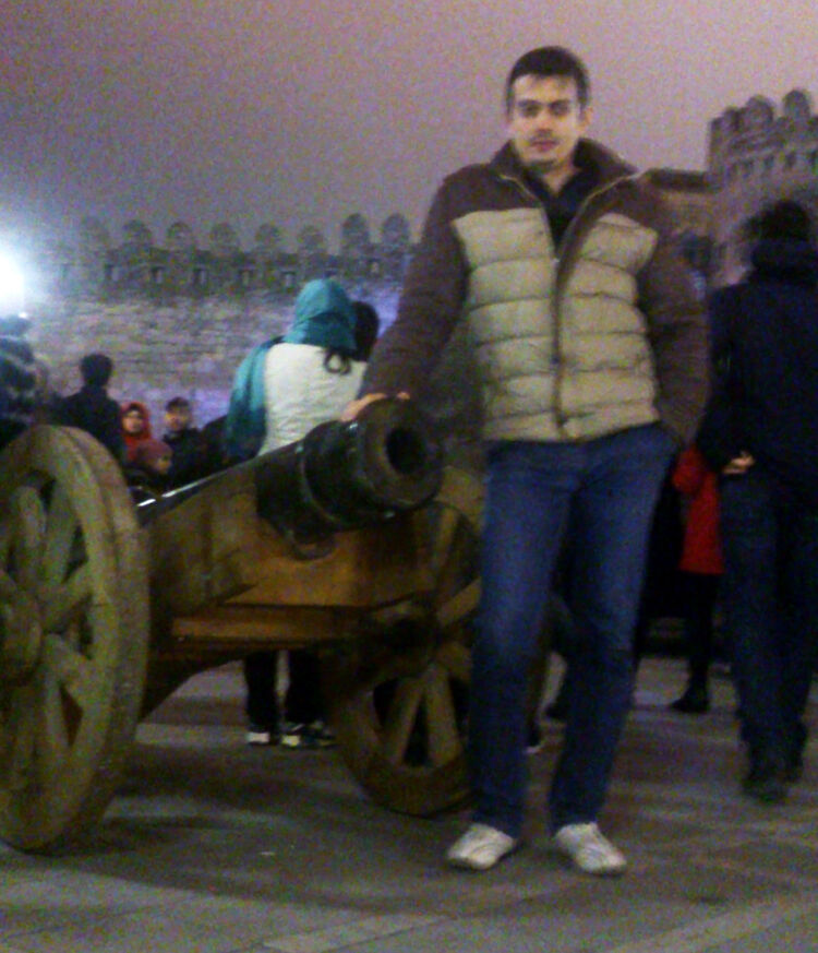  ,   Zaur, 41 ,   ,   , c 