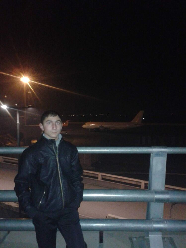 ,   Vahan, 26 ,   ,   , c 