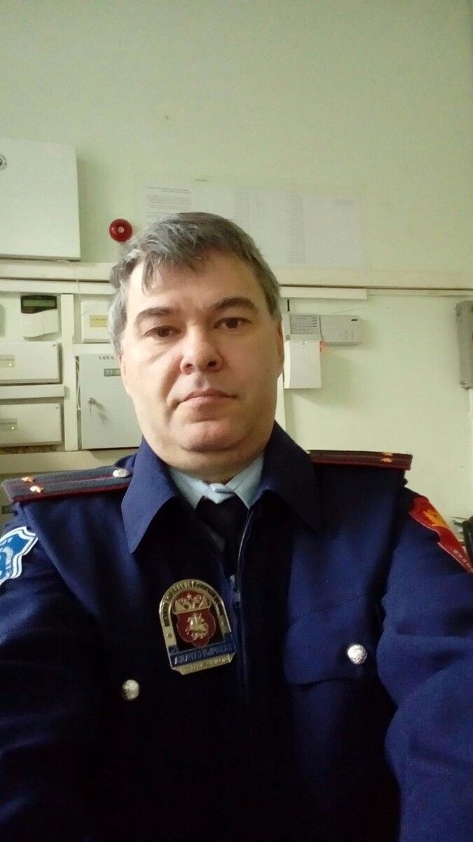  10728864  Alecsey, 54 ,    