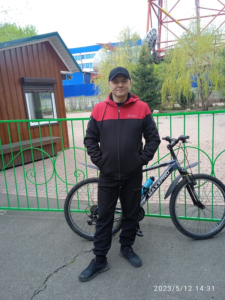  41765464  , 46 ,    