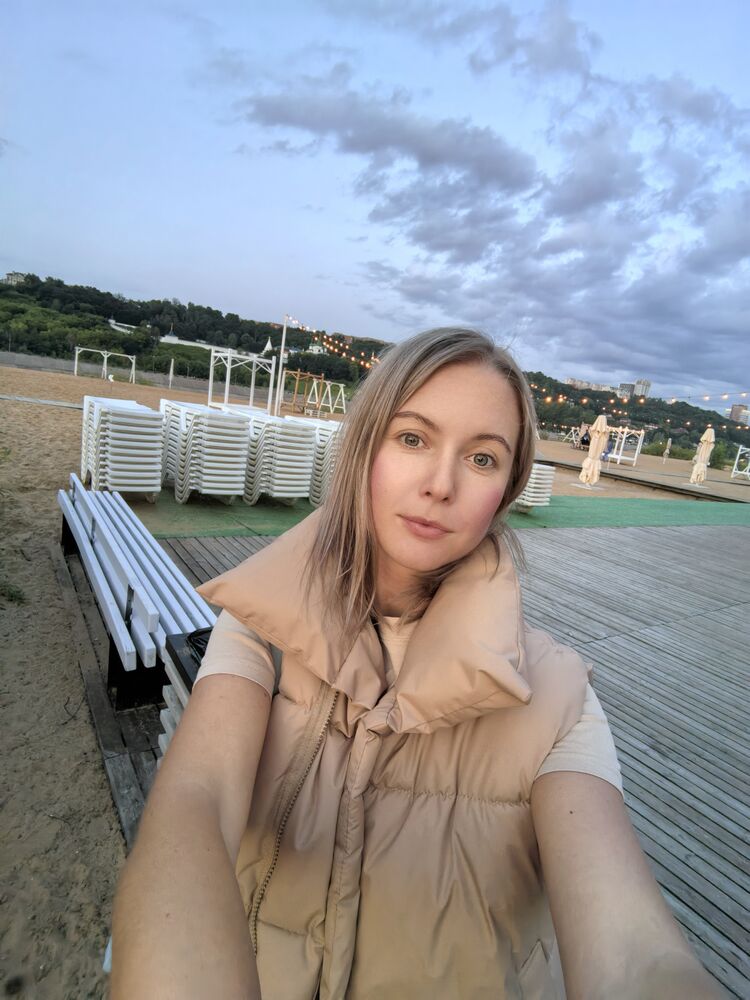  53783774  Asia, 36 ,     