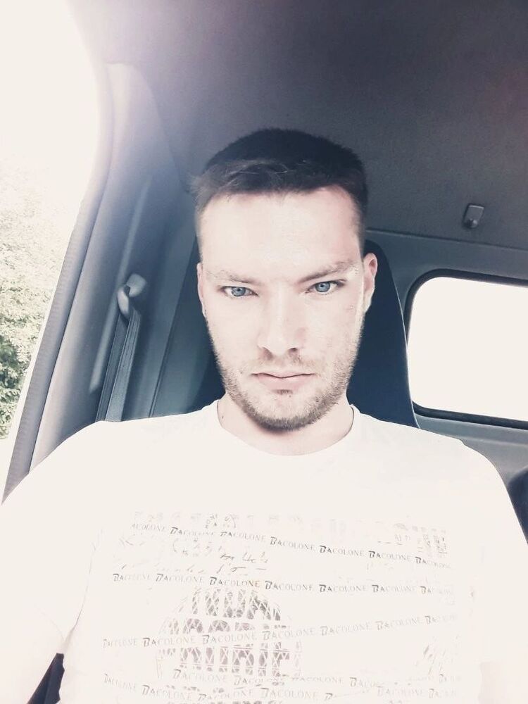  52017834  , 30 ,    