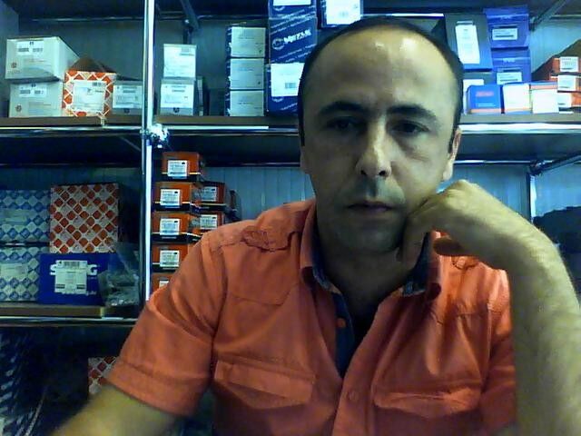  4142524  Hicran, 49 ,    