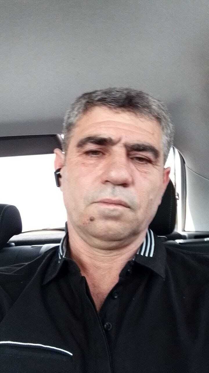  31589234  Roma, 42 ,    