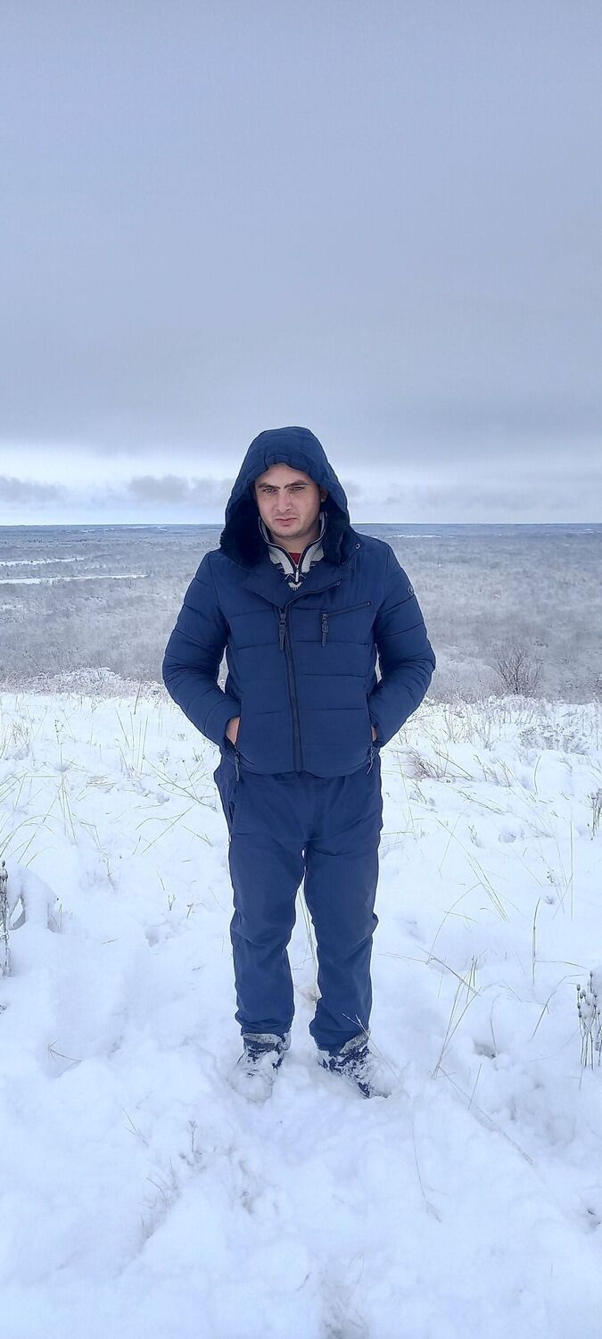  ,   Denis, 29 ,   ,   , c , 