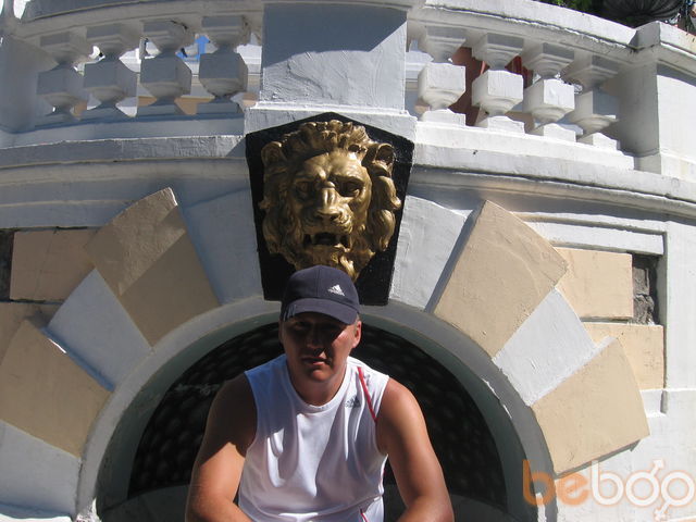  ,   Alex, 49 ,  