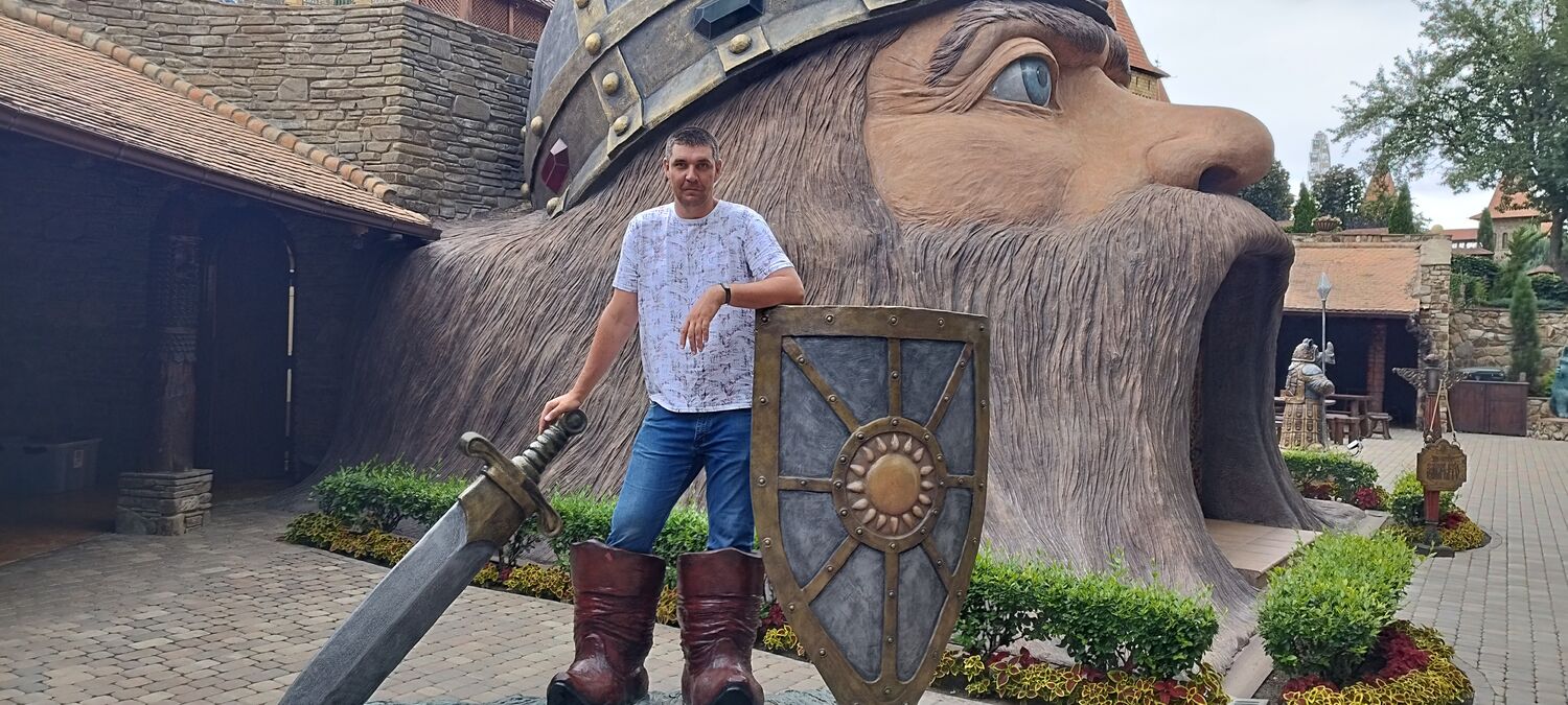  46100904  Dmitry, 40 ,    