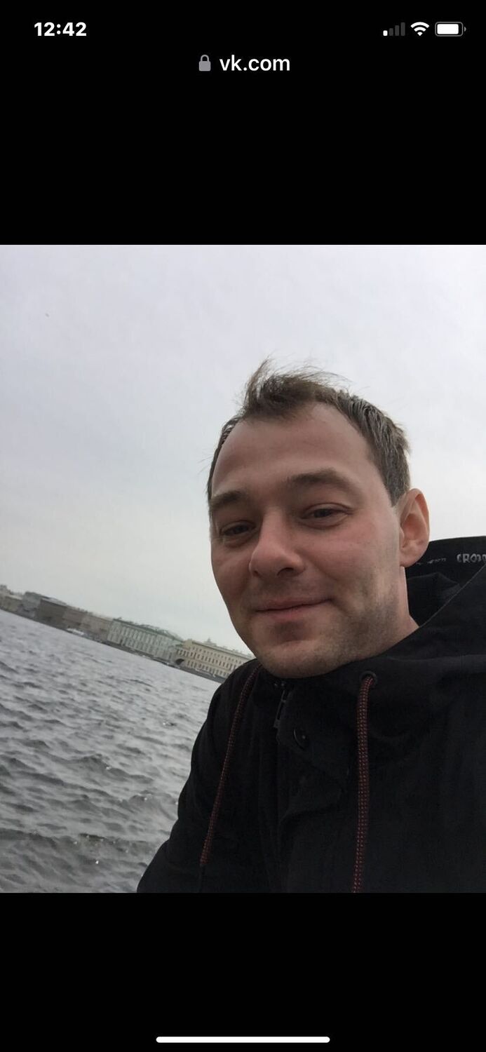  ,   Alex, 36 ,   ,   