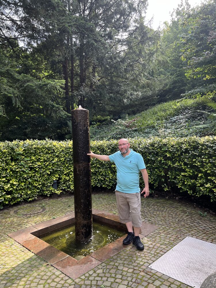  52886834  Deniz, 47 ,    Essen