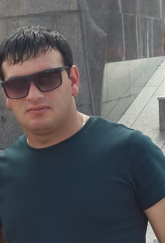  ,   Narek, 35 ,   ,   