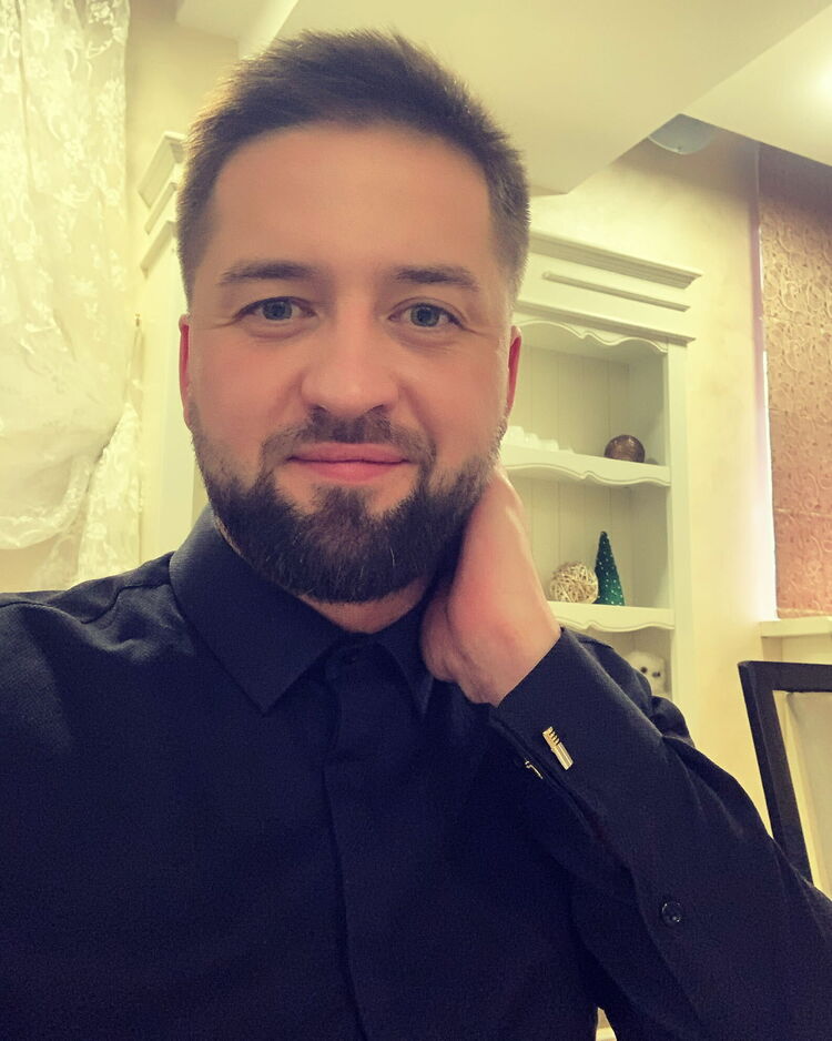  45832904  , 37 ,    