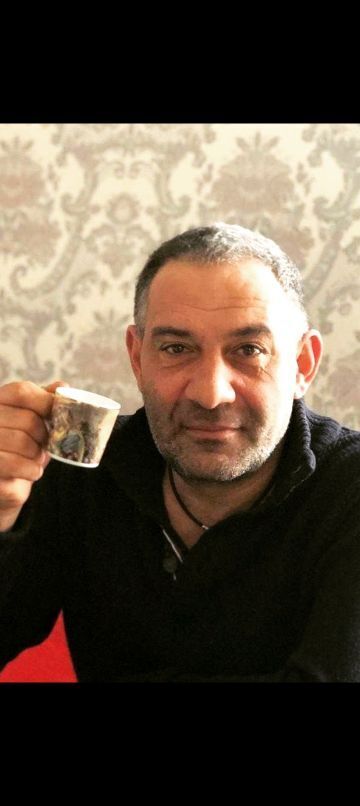  ,   Artur, 54 ,   ,   