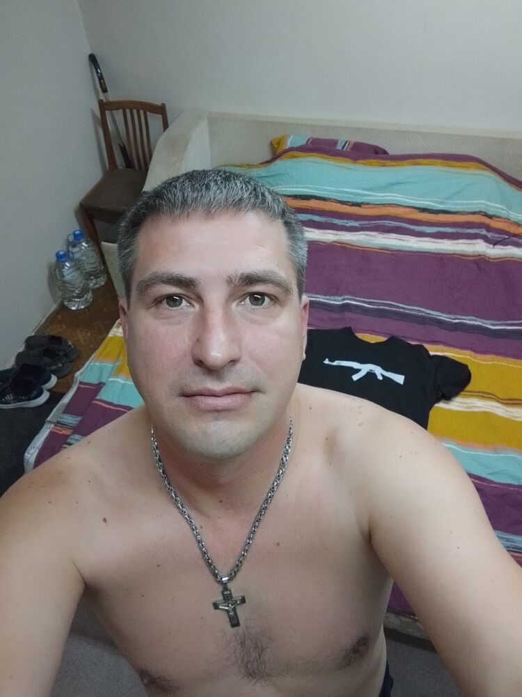  ,   Vlad, 41 ,   ,   , 
