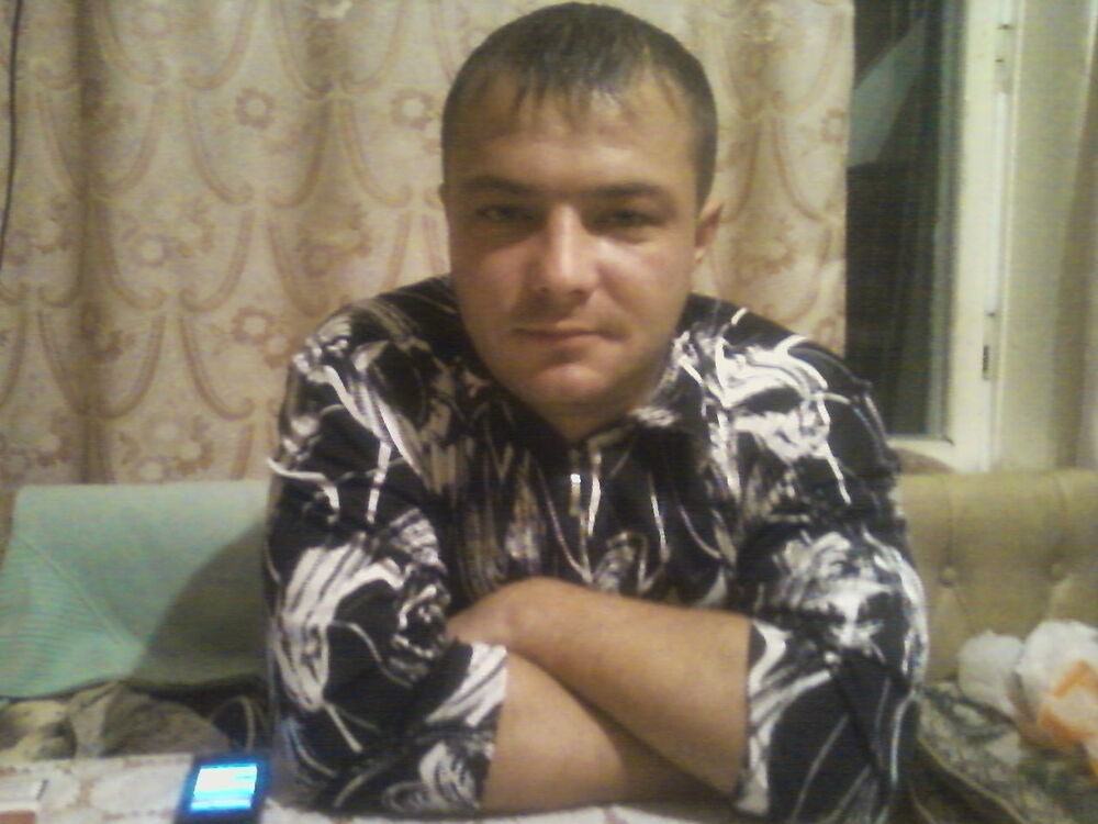  11494284  Andrei, 46 ,    
