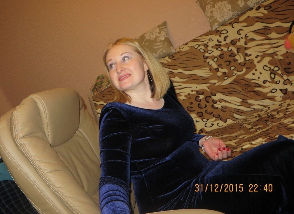  ,   Elenka, 41 ,   ,   , c 
