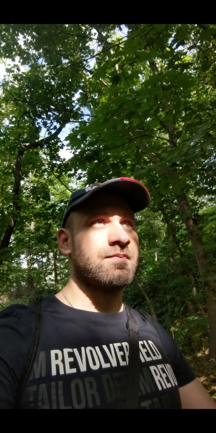  ,   Stanislav, 38 ,     