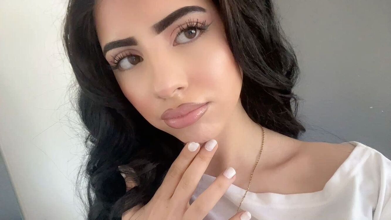  ,   Semra, 24 ,   ,   