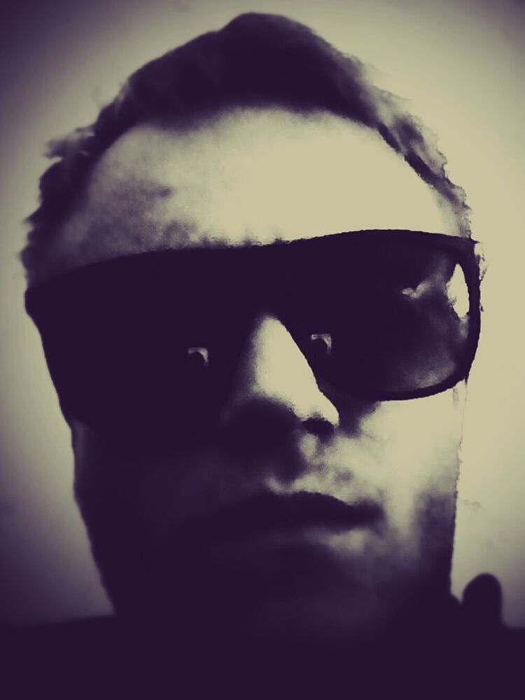  19065374  , 30 ,    