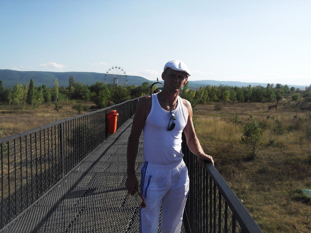  ,   Volik, 49 ,  
