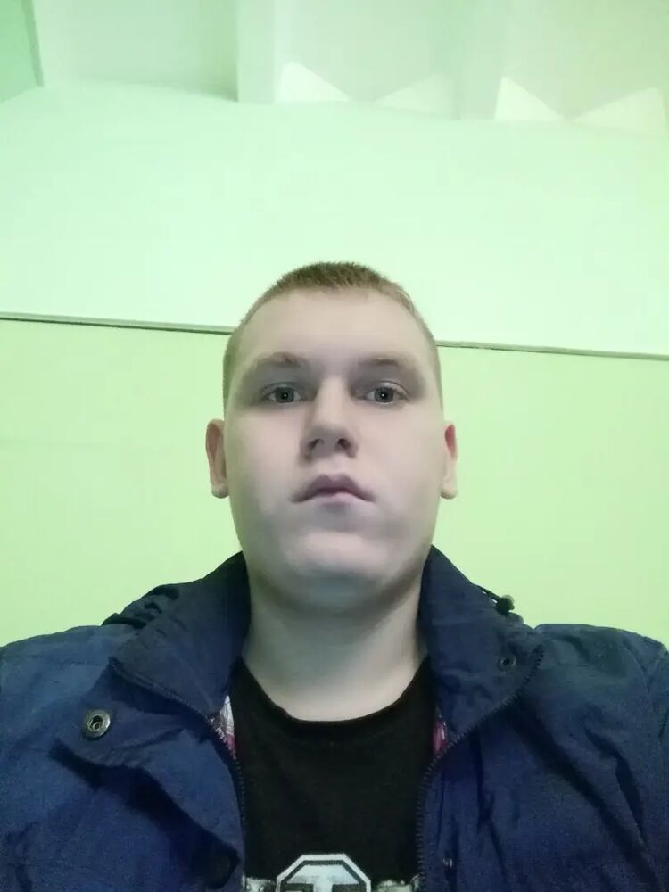  44943994  Andrei, 27 ,    