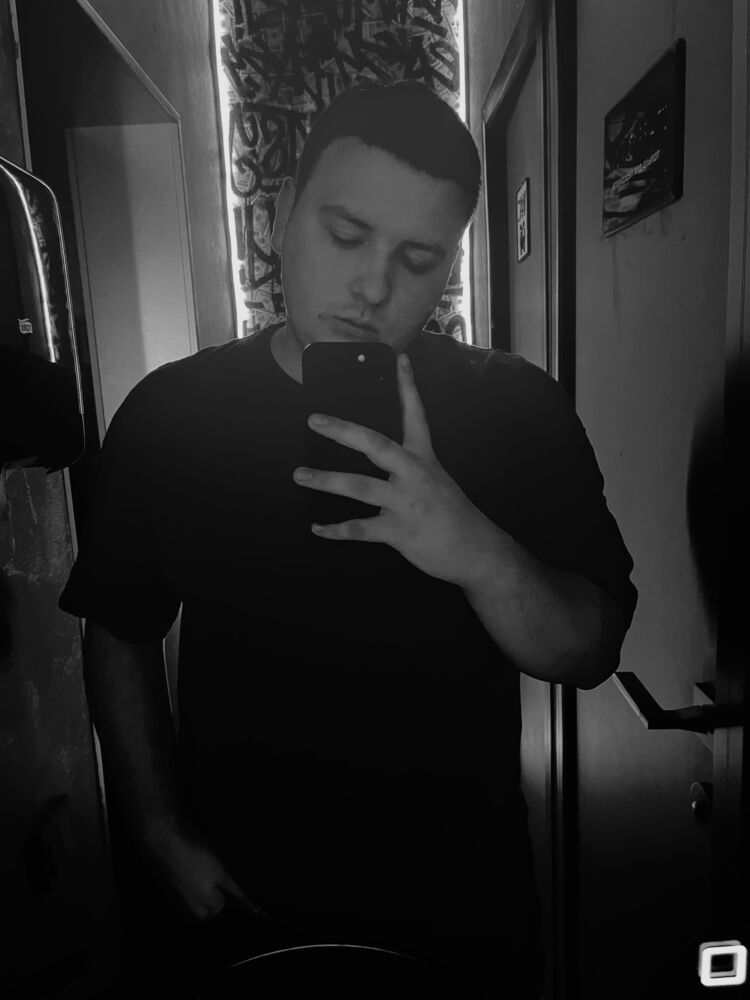  44929994  , 21 ,    