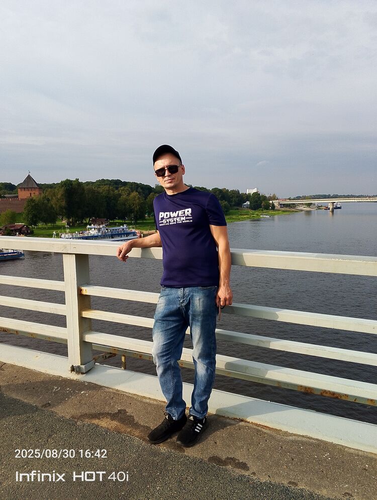  54020504  Bedboi, 37 ,     