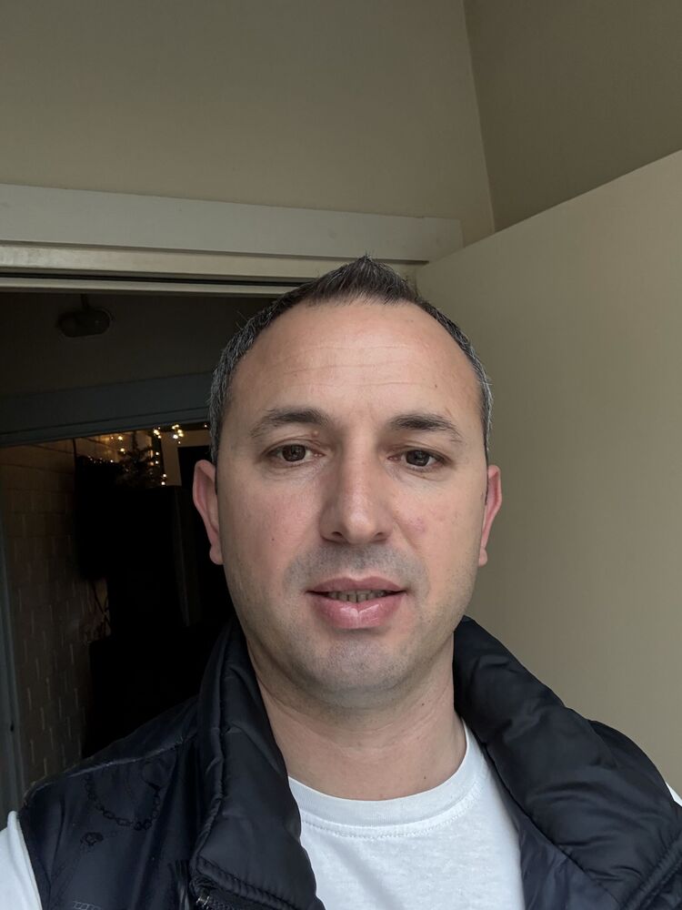  51710784  Selahaddin, 40 ,    