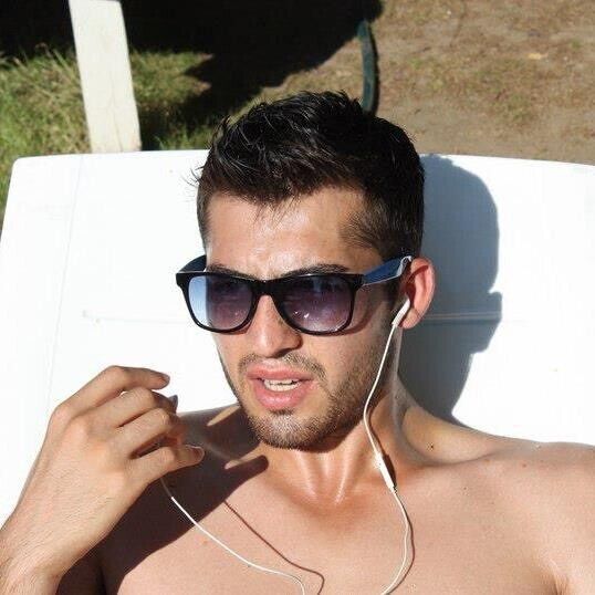  ,   Artur, 36 ,   ,   , c , 