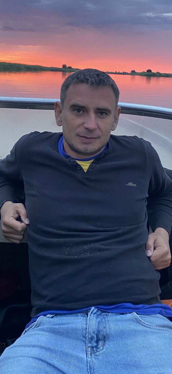  ,   Sergei, 44 ,     , c 